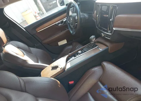 2018 Volvo S90 T6 Inscription из США, поврежденный, VIN LVY992ML8JP007292